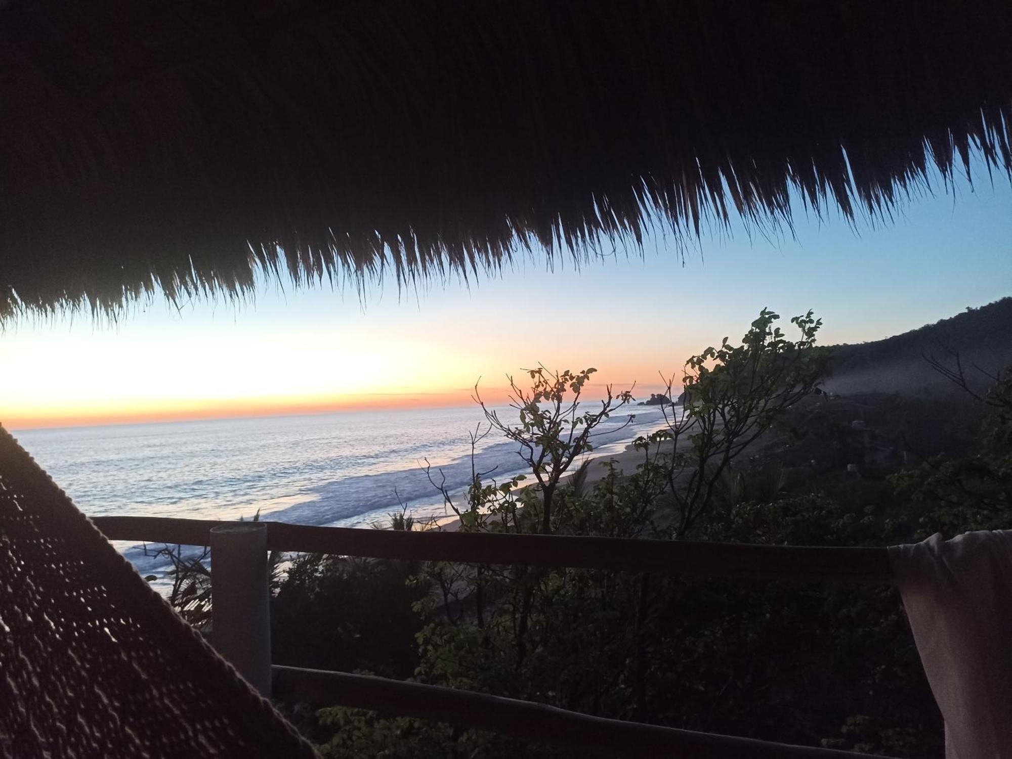 Punta Sur, Frente Al Mar Y El Atardecer Hotel Mazunte Exterior photo