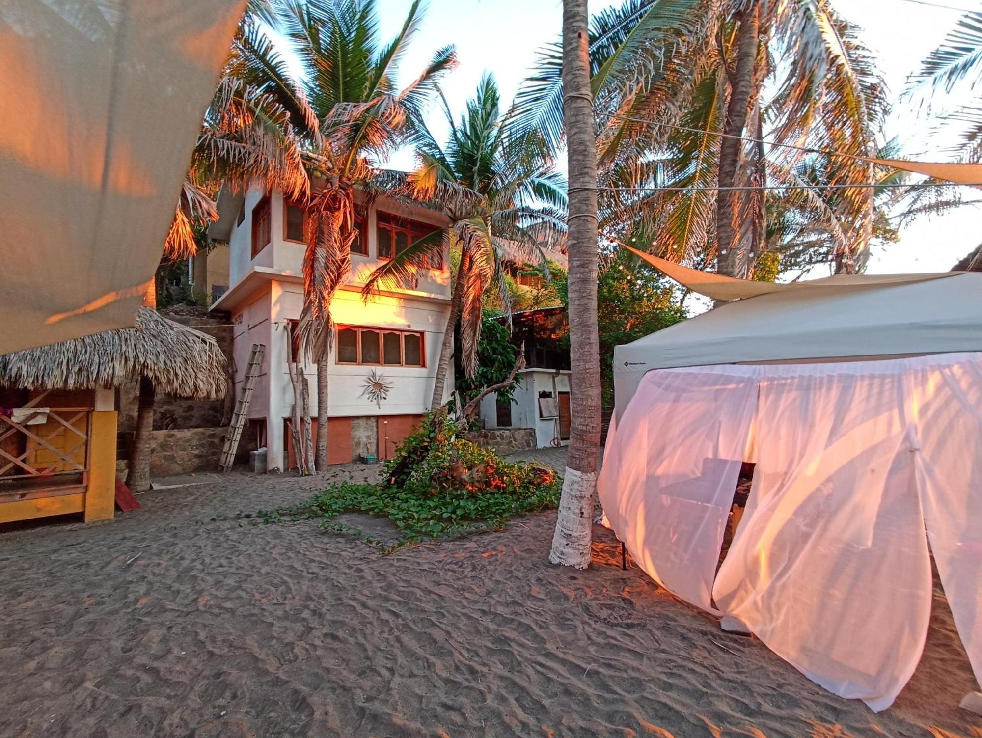 Punta Sur, Frente Al Mar Y El Atardecer Hotel Mazunte Exterior photo