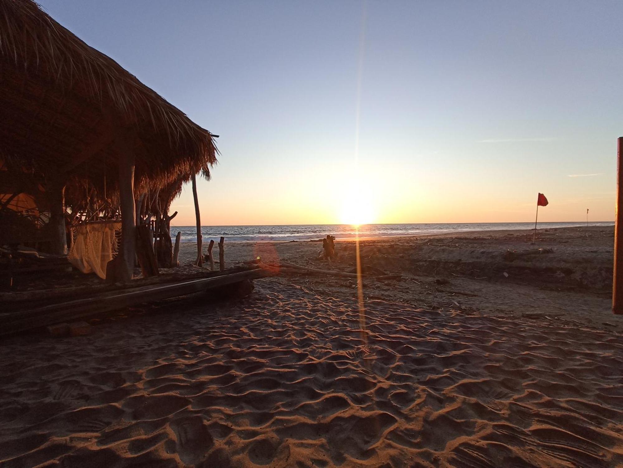 Punta Sur, Frente Al Mar Y El Atardecer Hotel Mazunte Exterior photo